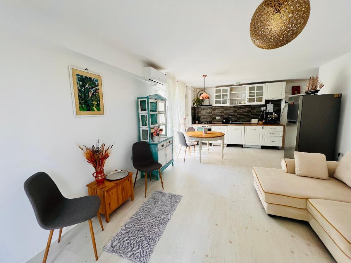 Apartamento The Airport Loft Otopeni Exterior foto